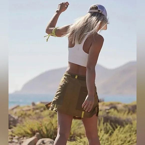 *NWOT* FP Movement Moonbeam Skort - Green - Picture 3 of 5